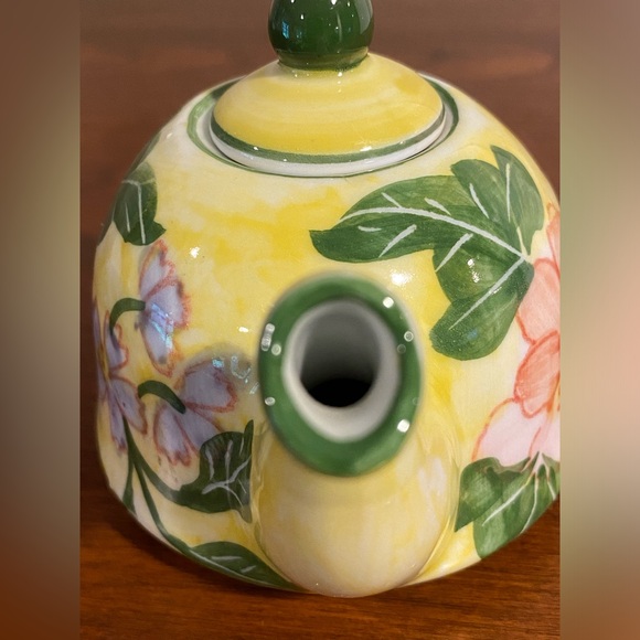Teapot Vintage miniature floral ceramic in excellent condition Andrea by, Sadek - Picture 5 of 14